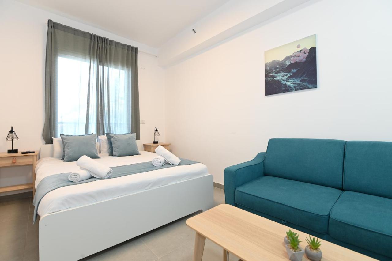 Yalarent Europe Apartments- Luxury Big Apartmens With Lake View Tiberiade Esterno foto